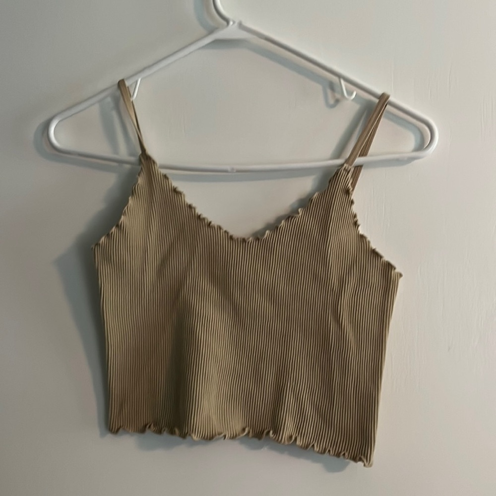 Stretchy cami crop top